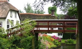 Daytrip Giethoorn