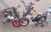 kinderfietsjes met zijwieltjes te huur